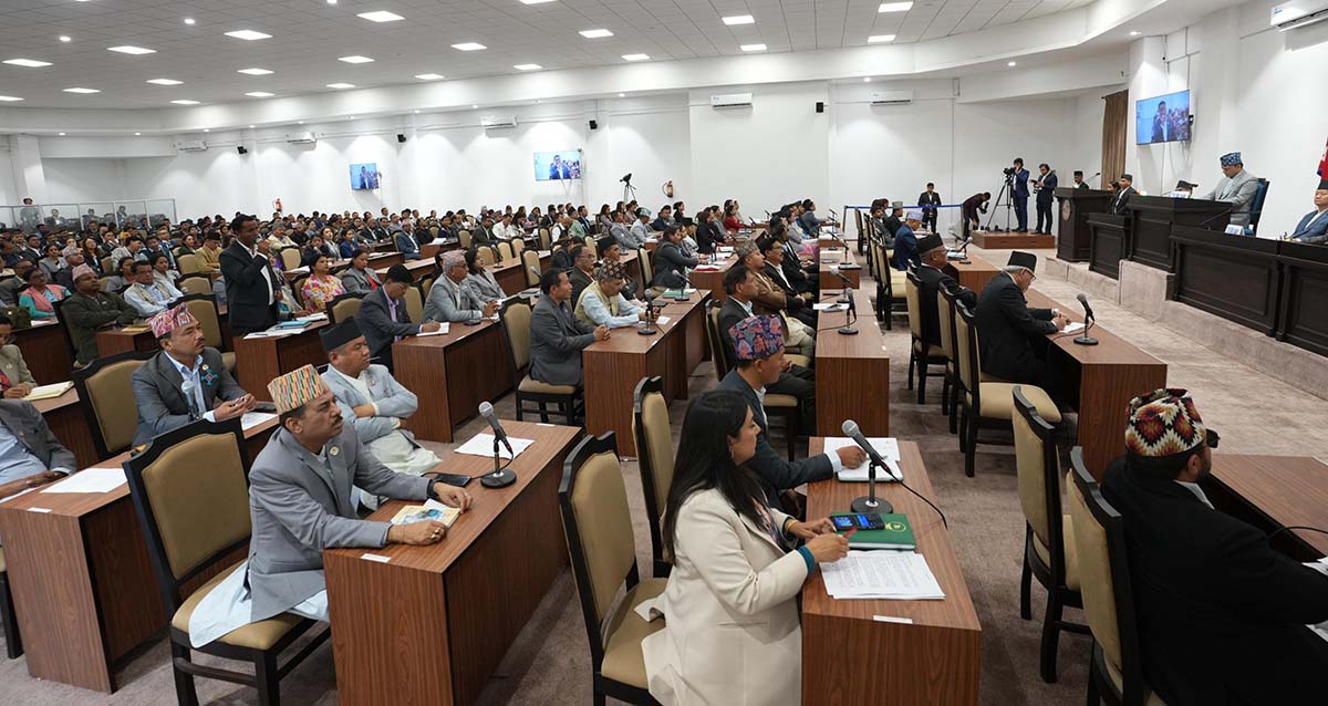 parliament-82-12-23eee.jpg