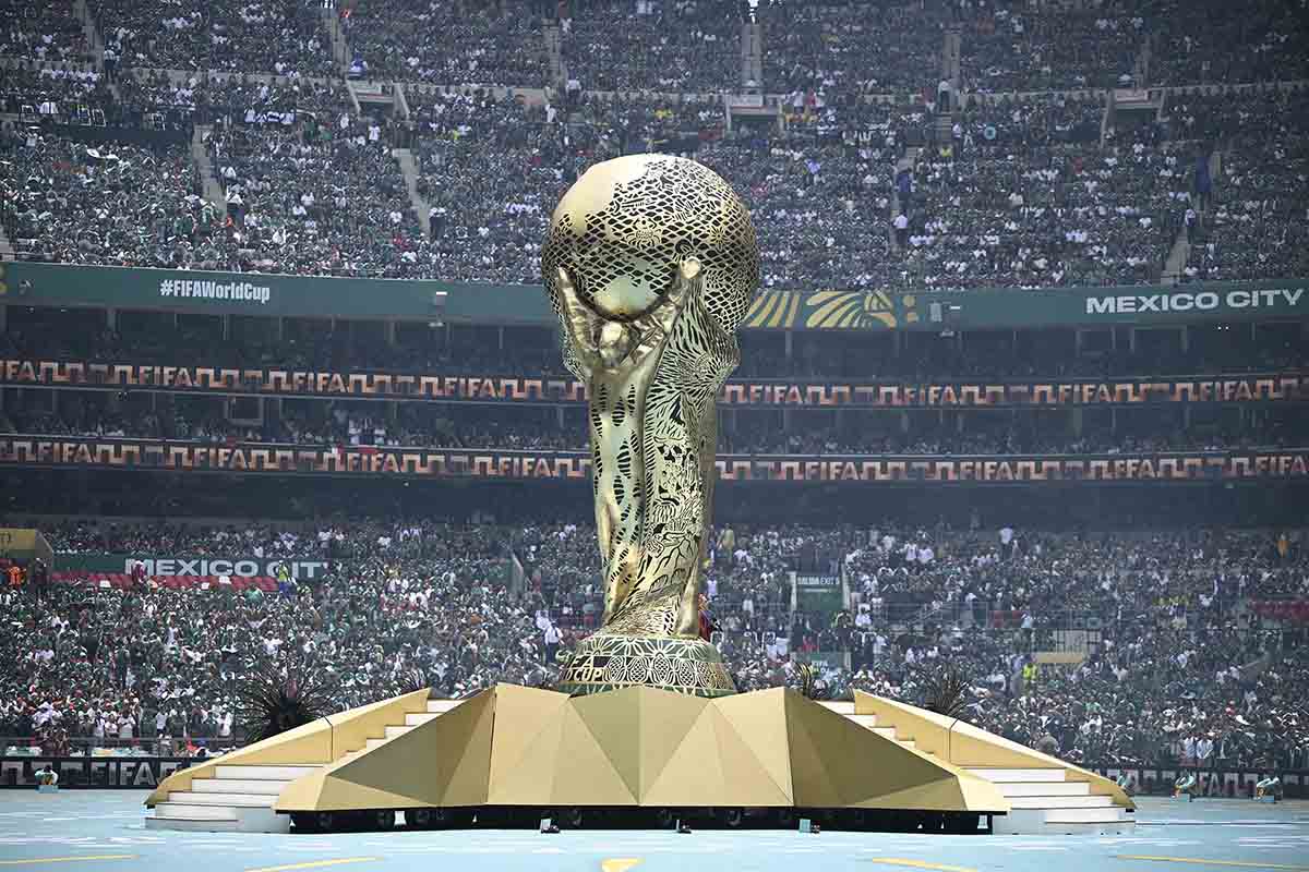 worldcup-football-2026-trophy-yyy.jpg
